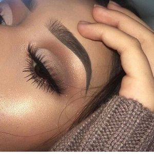 Meet your Posher, Pamela